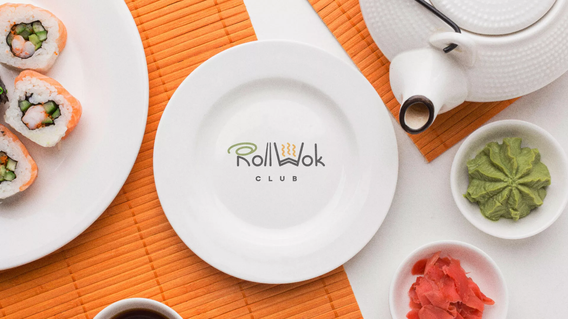 Разработка логотипа и фирменного стиля суши-бара «Roll Wok Club» в Грозном